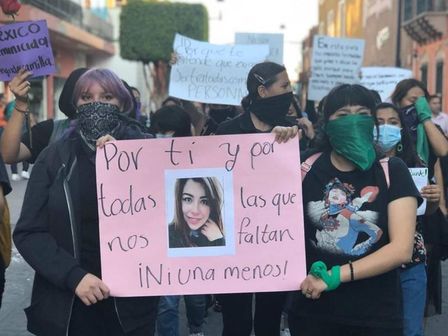 Marcha del 8M Guanajuato.-