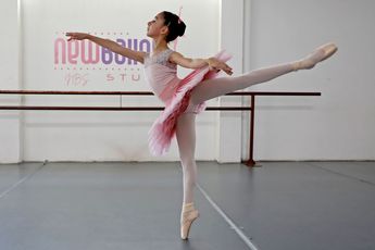 Ximena Castro entrena cuatro horas al día para lograr su meta de convertirse en la mejor bailarina de México / Melanie Torres