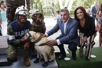 Inmortalizan a la perrita Frida con estatua en Puebla (GALERÍA)