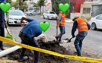 La mujer denunció a los trabajadores del Siapa por presuntamente intentar cobrarle| FB: Ana Karen Gómez