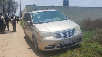 La camioneta en que huyeron los asaltantes de Temascalapa fue hallada en Tecámac | Juan Camacho