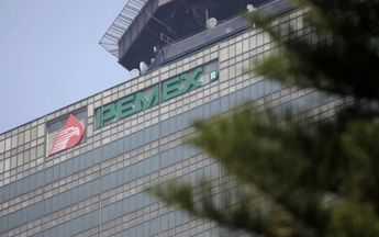 El director de Pemex, Octavio Romero comentó que el criterio de basificación es la antigüedad de los trabajadores. | Reuters