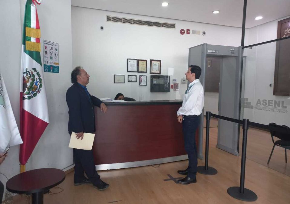 Comparece funcionario por King Air / José Luis Marroquín