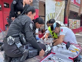 Paramédicos confirmaron que la nació sana a pesar de ser prematura. | Policía de Jalisco