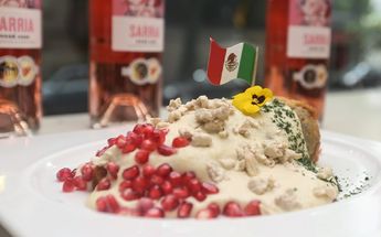 Chile en nogada/ Especial