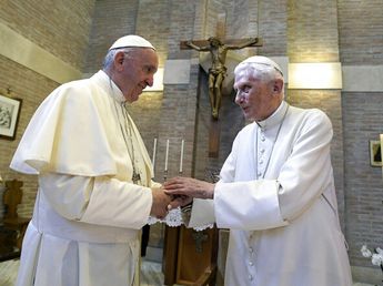 Benedicto XVI ve como necesidad el celibato en el clero