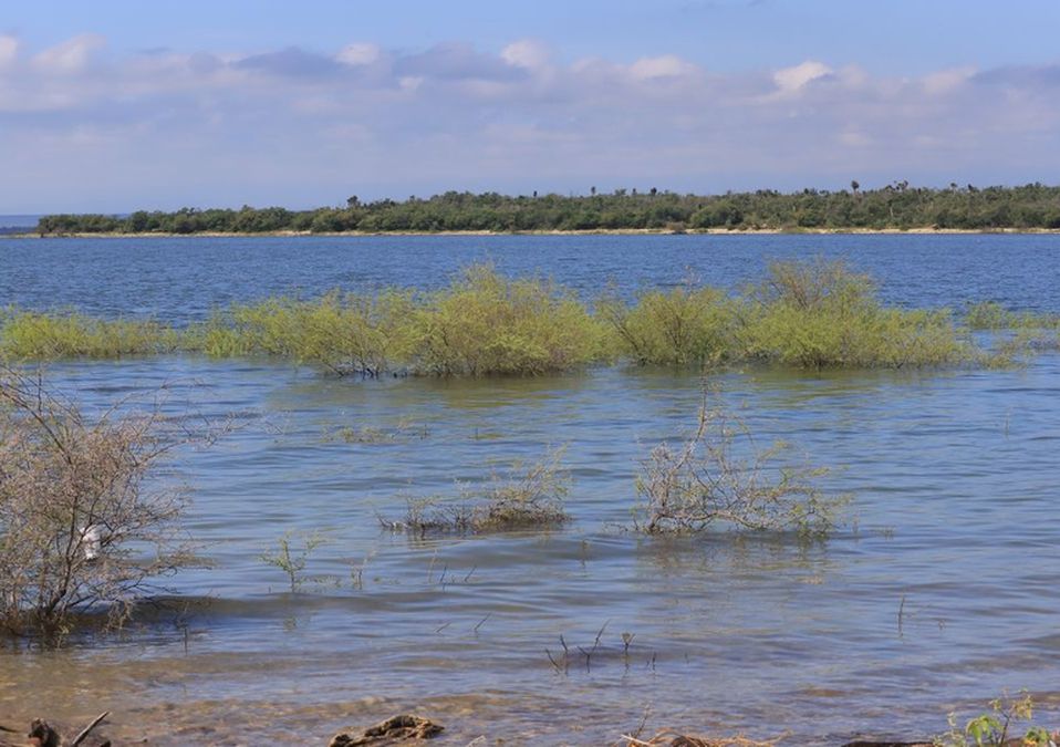 Pocas lluvias provocan leve baja en almacenamiento de dos presas de Nuevo León