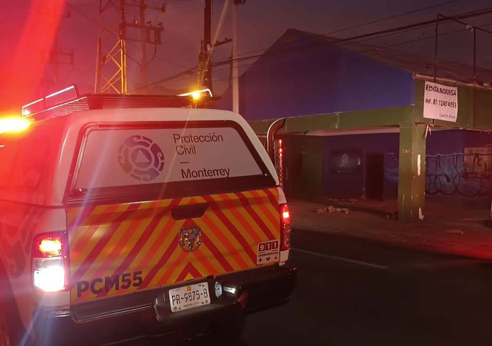 Protección Civil de Monterrey atendió el siniestro. | Fabricio Gallegos
