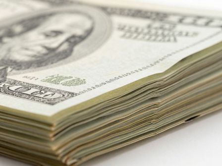 La política y geopolítica es uno de los factores que puede afectar el valor de las monedas. | Magnific