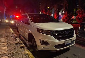 Camioneta sin llantas | Agencia Enfoque