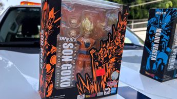 El joven fue detenido con cinco cajas de figuras de acción de Dragon Ball y un pasamontañas | Juan Carlos Munguía