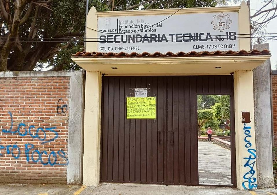Estudiante amenaza con pistola a sus compañeros en Cuernavaca / Especial