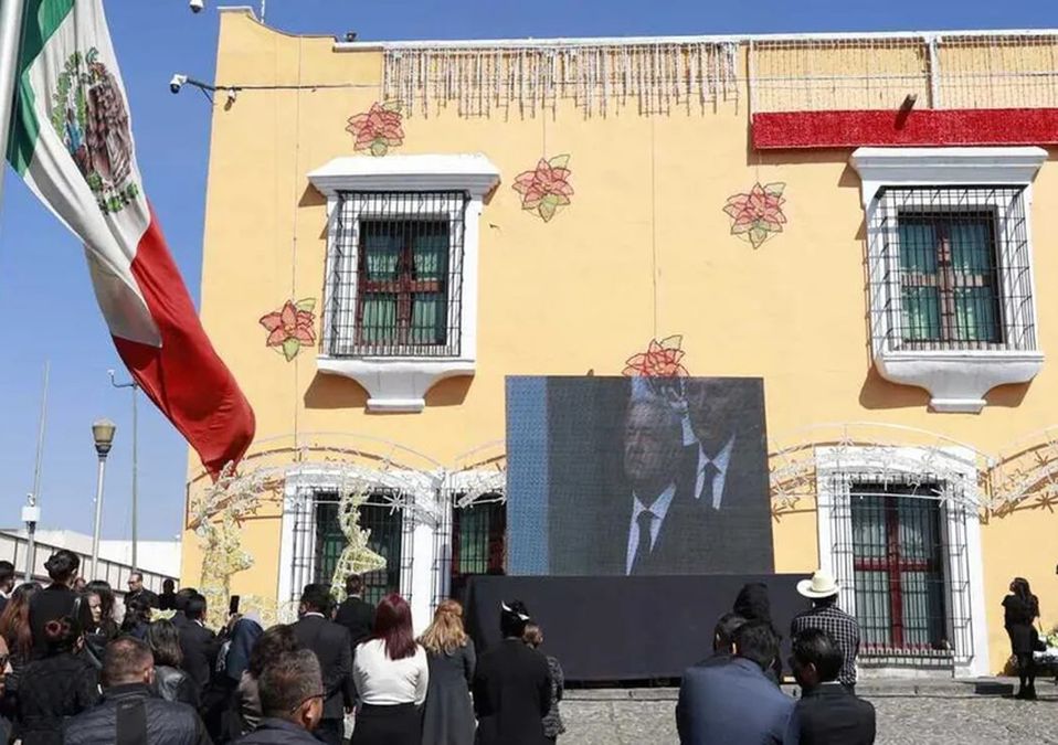 AMLO reconoce trayectoria de Miguel Barbosa: "hizo un buen gobierno y trabajamos juntos"