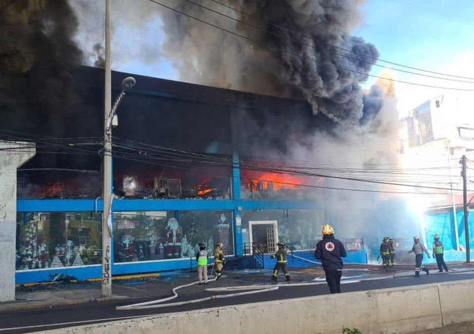 Incendio en Álvaro Obregón / @lialimon