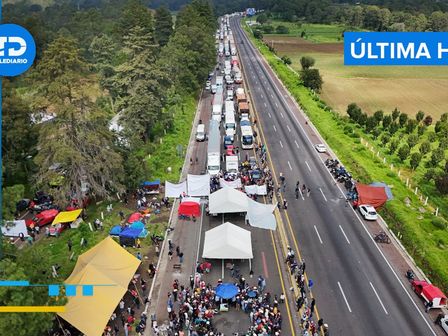Bloqueo en la autopista México-Puebla hoy jueves 8 de agosto / Agencia Es Imagen
