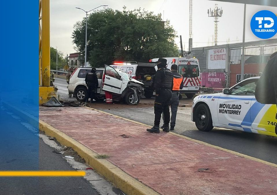 Muere hombre tras chocar en avenida Rangel Frías en Monterrey. | Ángel Mercado
