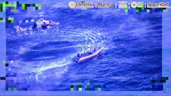 La embarcación fue interceptada a más de 300 kilómetros por elementos de la Marina de las costas de Acapulco, Guerrero / Semar