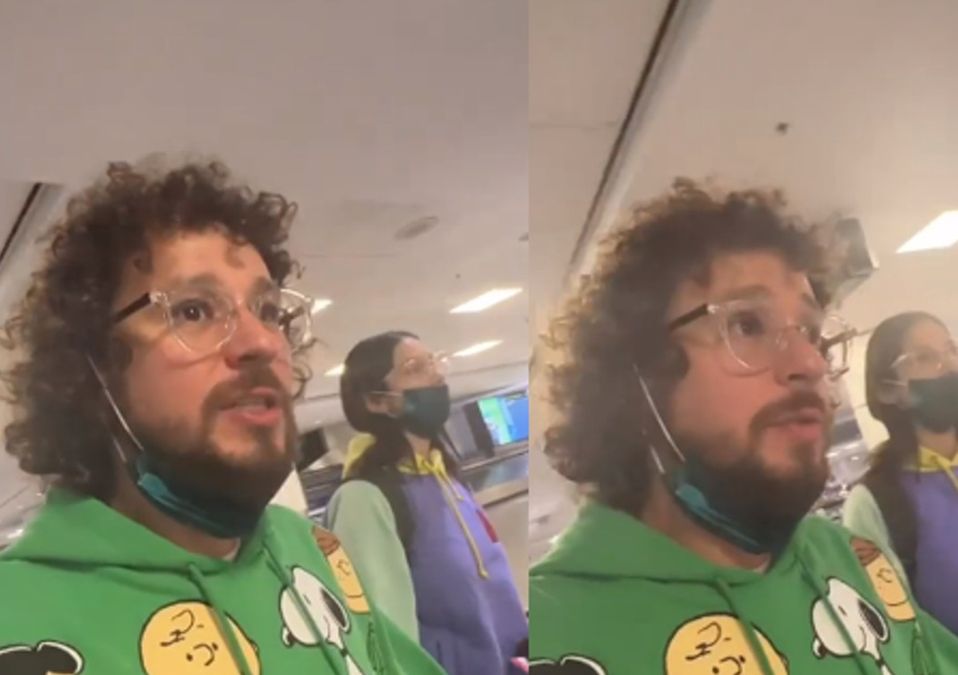 El influencer dijo estar sumamente molesto con la aerolínea luego de que perdieran su equipaje.