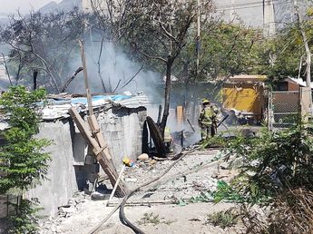 Aunque los cuerpos de auxilio respondieron al llamado de auxilio, el incendio se propagó rápidamente. | Fabricio Gallegos