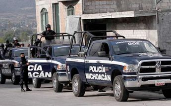 Ramírez Bedolla revela que policías locales participaron en quema de vehículos