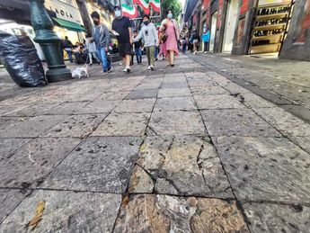 Lajas destrozadas en Centro Histórico de Puebla | Melanie Torres