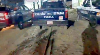 Policía estatal y municipal se dio cita en la cancha donde acuden familias completas para ver los duelos de la liga local / Especial