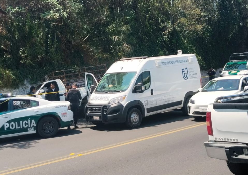 Luego de la balacera, la camioneta chocó contra una pared de piedra | Liset González