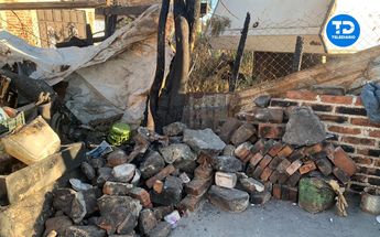 Josefina busca sacar adelante a su hijo tras perder sus pertenencias en un incendio en León | Christian Ortiz