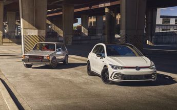 La primera generación y última generación del modelo Golf GTI de VW / Volkswagen