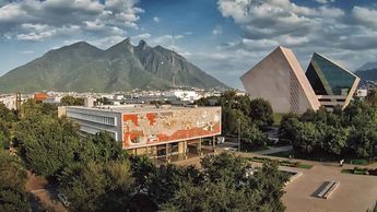 El salario de los maestros del Tec de Monterrey varía según su experiencia profesional y especialización. | Cortesía