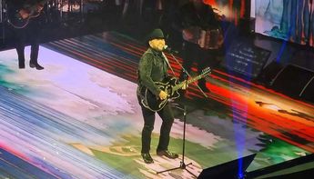 Óscar Iván Treviño durante el concierto de Duelo en el Domo Care. | Ángel Martínez
