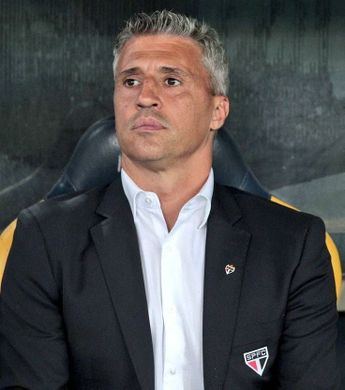 Hernán Crespo tiene reconocimiento en el futbol mundial como jugador y entrenador | Redes Sociales
