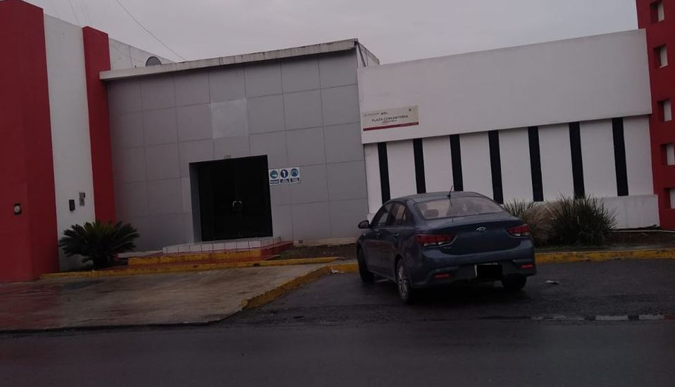 | Víctor González Garza