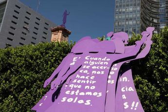 Inicia concentración en la Glorieta de las Mujeres que Luchan