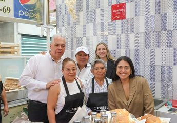 El puesto de 'Semitas Beto', ubicado en el Mercado La Acocota, se encuentra entre la selecta lista de la Guía Michelin / Gobierno de Puebla