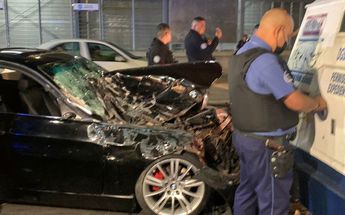 Vehículo se impacta contra camioneta de valores / Enrique Luna