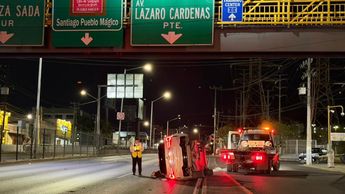 El accidente fue reportado alrededor de la 1:30 de la mañana a la altura de la colonia Valle de las Brisas. | Foto: Fernanda Pérez