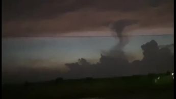 Captan tornado en Coahuila; dejó daños en infraestructura eléctrica