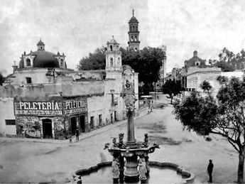 Imagen de la fuente de San Miguel en la plazuela de San Francisco / Puebla Antigua