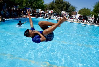 Durante las vacaciones de Semana Santa los balnearios lucen abarrotados debido a que se trata de días calurosos / Agencia Cuartoscuro