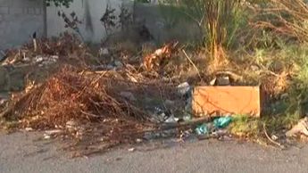 Campo Nuevo Zaragoza: Sujeto es captado tirando escombros