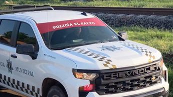 Agentes de la policía municipal de El Salto acudieron como los primeros respondientes. | Juan Carlos Munguía