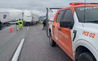 Al ser una carretera de índole federal, Guardia Nacional abanderó el accidente. | Cortesía