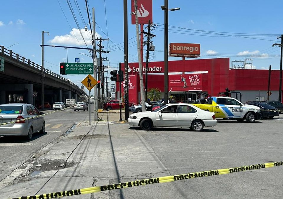 Persecución en avenida Barragán en San Nicolás | Pedro Delgado