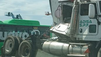 Accidente en carretera a Laredo en Apodaca hoy | Especial
