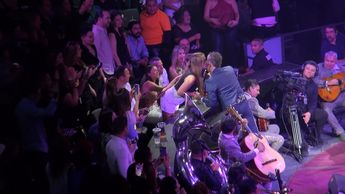 "El Potrillo" se dejó querer por sus fans. | Ángel Martínez