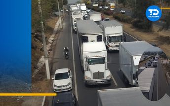 El paro en la Carretera a Chapala generó un flujo de tráfico más alto de lo regular | Diana Barajas
