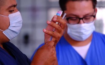Por influenza, aplican en Guanajuato medio millón de vacunas / Especial