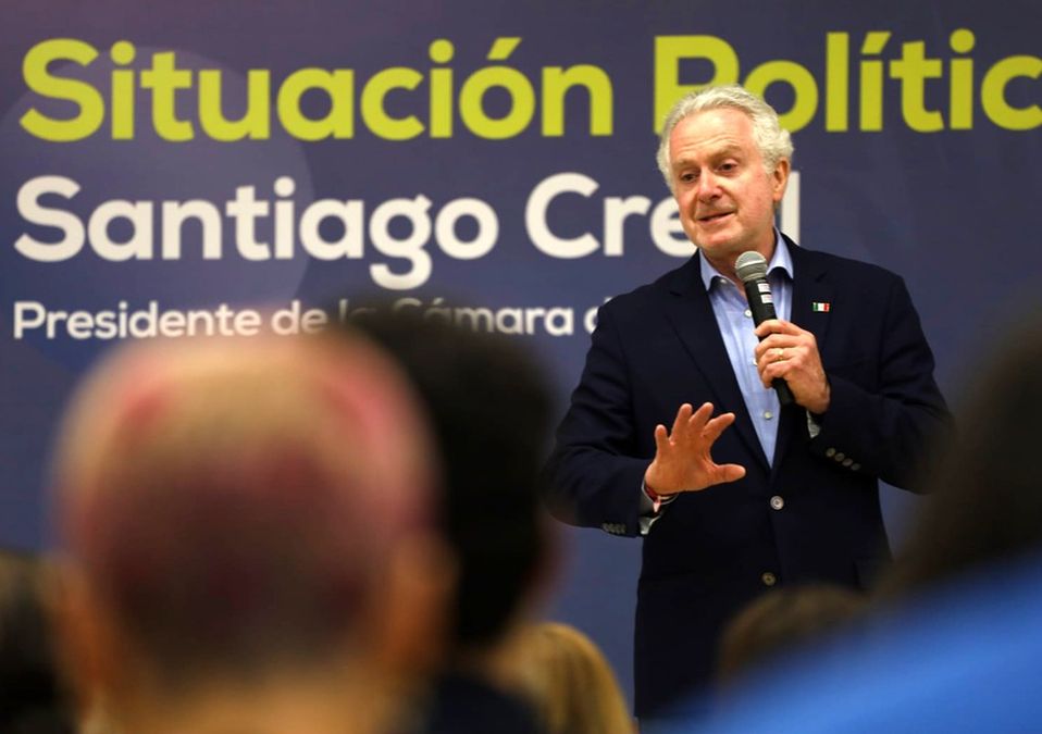 Santiago Creel en conferencia en la UDEM en Nuevo León. / Roberto Alanis
