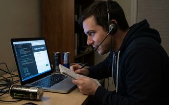 Alertan por fraude telefónico a usuarios de telefonía en Colima| Imagen generada por Gemini IA